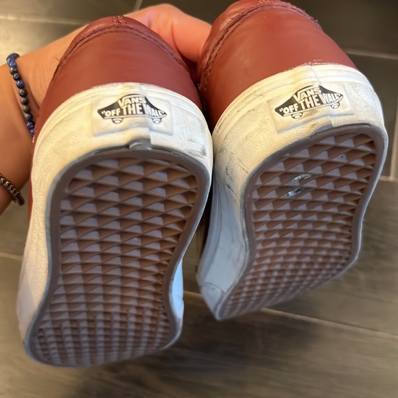 Vans maroon leather old stool low top sneakers - Picture 2 of 2